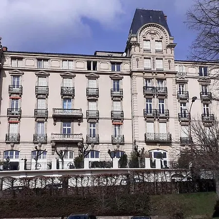 Appt Vue Parc, Avec Terrasse