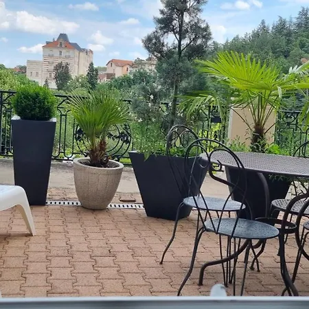 Appt Vue Parc, Avec Terrasse Apartment